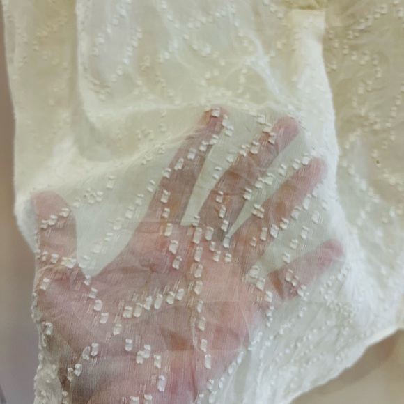 American eagle Off white georgette top - Picture 6 of 16